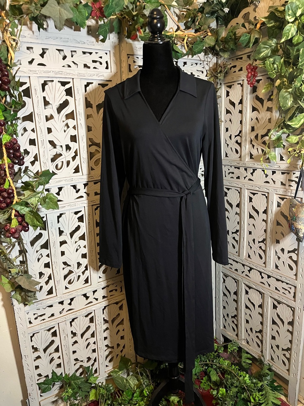 NWOT! LAND’S END LOVELY QUALITY TRUE BLACK LONG SLEEVE WRAP-AROUND MIDI DRESS